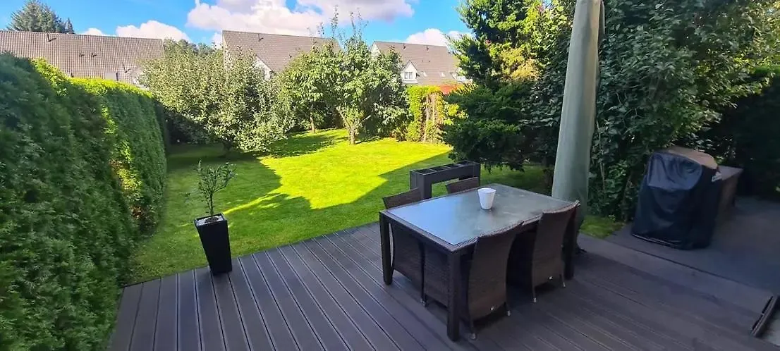 Modern Townhouse, Quiet And Close To The Centre. Berlin Holiday home