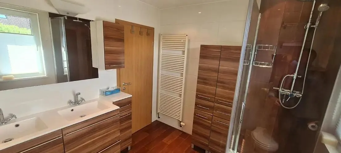 Modern Townhouse, Quiet And Close To The Centre. Berlin